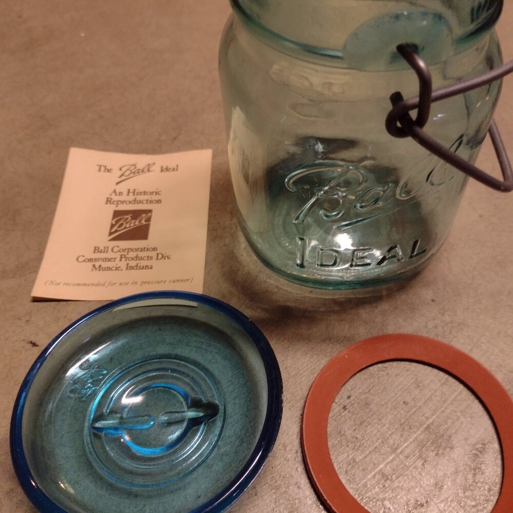 New Pretty Blue Bicentennial Ball Mason Glass Jar with glass lid - Picture 4 of 11